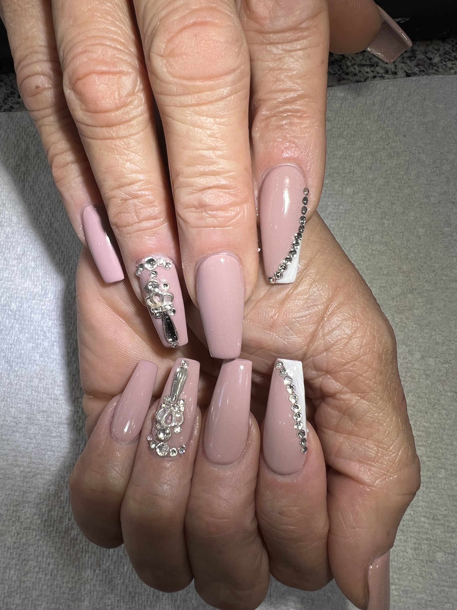 VIP Nails nail photo 2